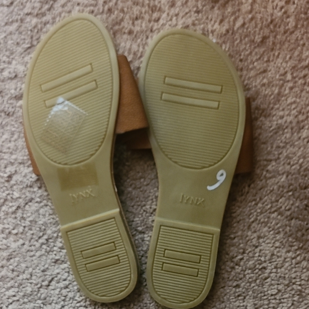 Sandals - Picture 2 of 2